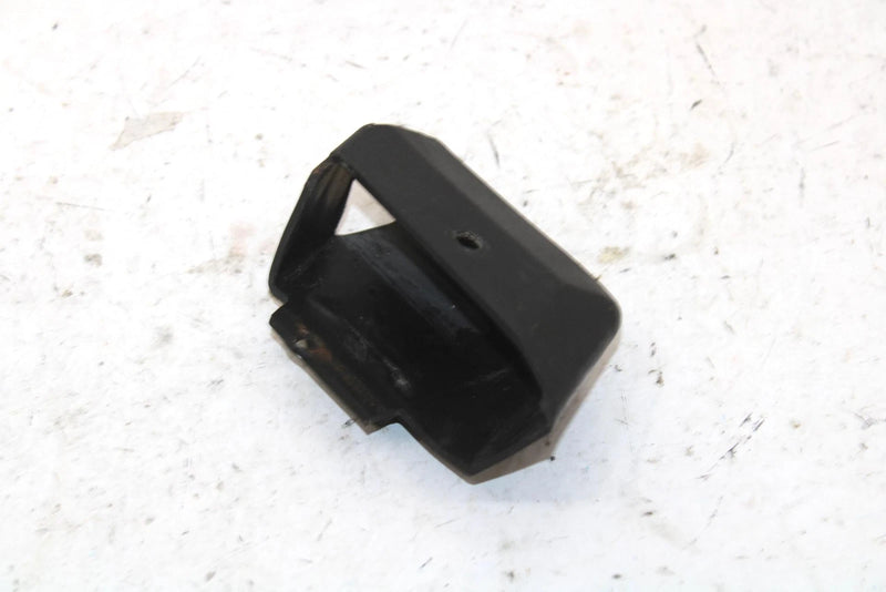 1988 Yamaha Enticer 340 Oem Left Bumper End 8X0-77523-00-00 SY130