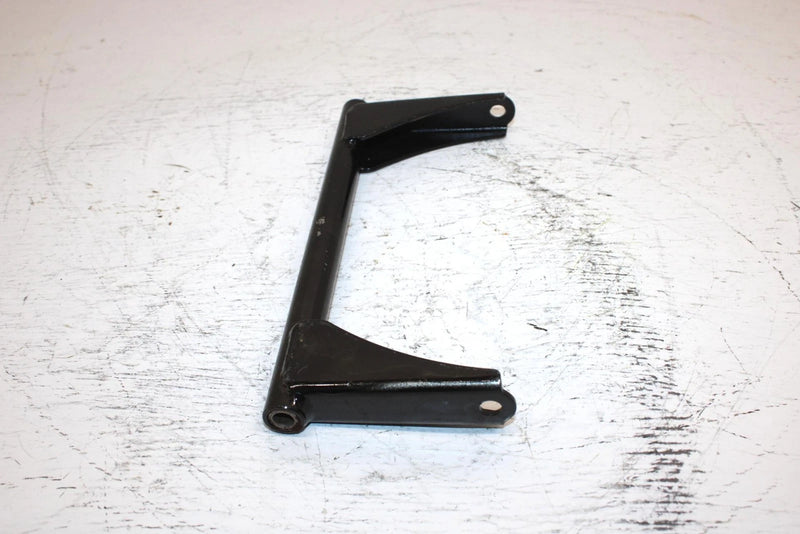 1994 Yamaha Vmax 600 Oem Rear Suspension Pivot W/Shaft 8U7-47417-00-00 SY25