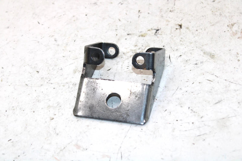 1987 Yamaha Phazer Oem Engine Bracket 3 8V0-21429-01-00 SY64