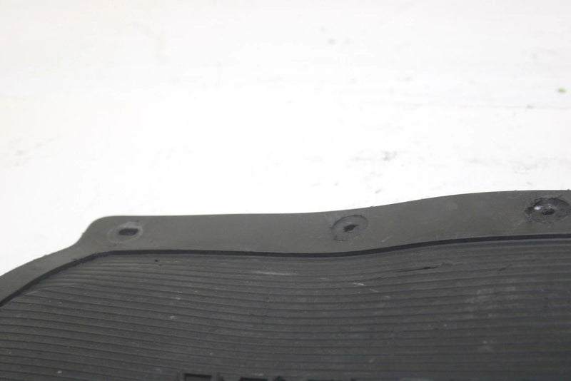 89 Yamaha Phazer PZ480N OEM Snowflap 8X9-77595-00-00 SY52