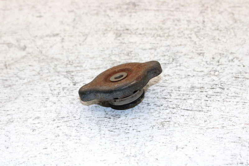 1987 Yamaha Exciter 570 L/c Oem Coolant Cap 1B3-12462-00-00 SY18