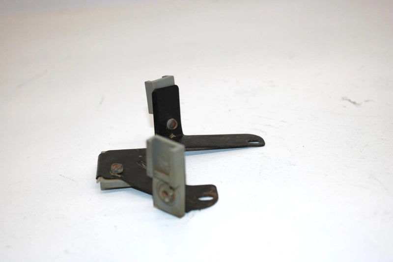 03 Bombardier Quest 650 Oem Speedometer Bracket 710000159 AB1