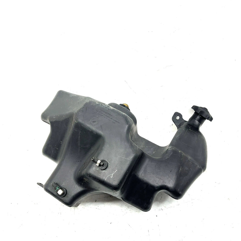 2004 John Deere Trail Buck 650 EXT OEM Fuel Gas Tank 709000025 AJ1