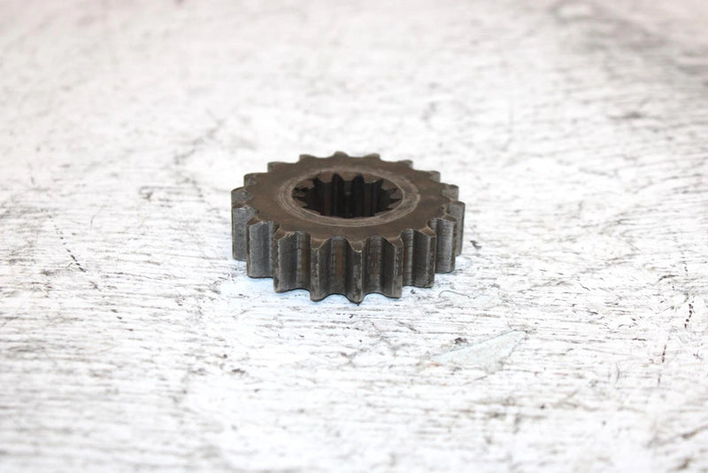 1995 Arctic Cat Puma Oem 18T Upper Chaincase Sprocket 0107-341 SA30