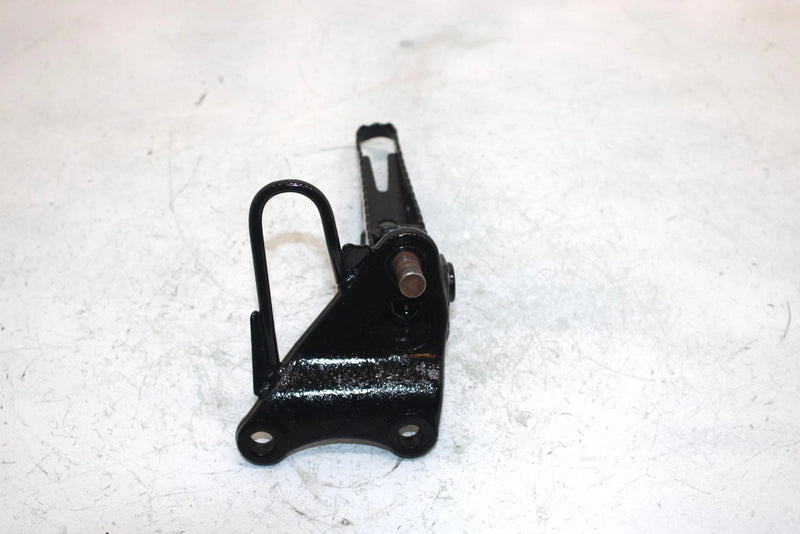 86 Suzuki Lt230s Oem Left Footrest 43520-22A04 43520-22A05-019 AS20