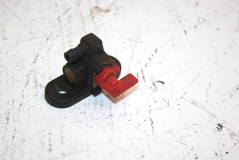 95 Polaris Sportsman 4x4 Oem Petcock 7051006 AP70