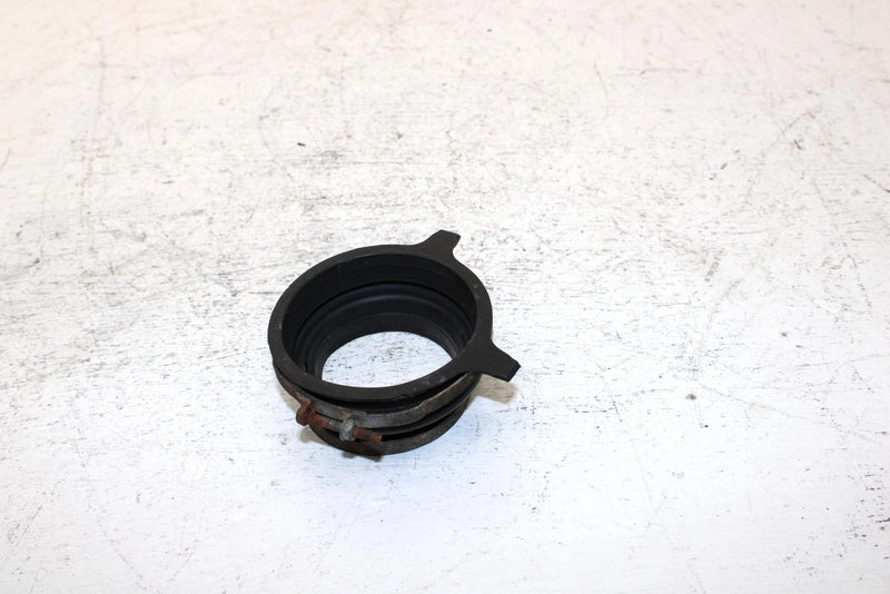 1987 Yamaha Exciter 570 L/c Oem Air Cleaner Joint W/Clamps  8V0-14453-00-00 SY18