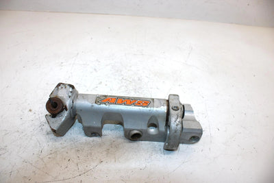 06 Arctic Cat Firecat 700  Efi Oem Left Steering Knuckle 1703-721 SAS5