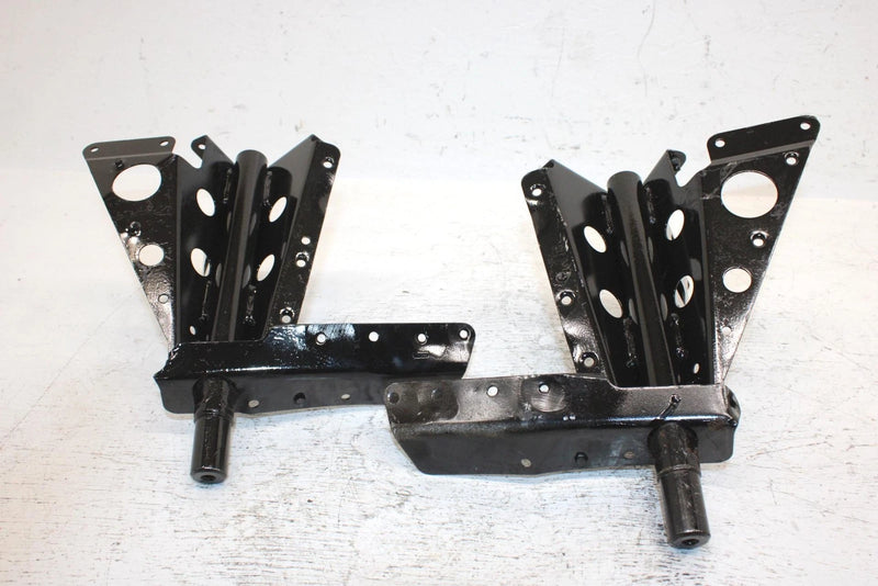 2000 Ski-doo Mxz 600 Oem Trailing Arm Mount Set 518320506 518320507 SS0