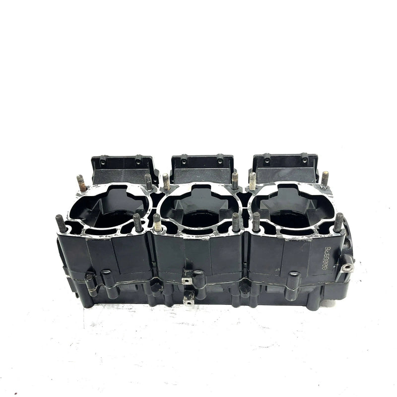 2000 Polaris Genesis FFI OEM Crankcase 2201562 JP51