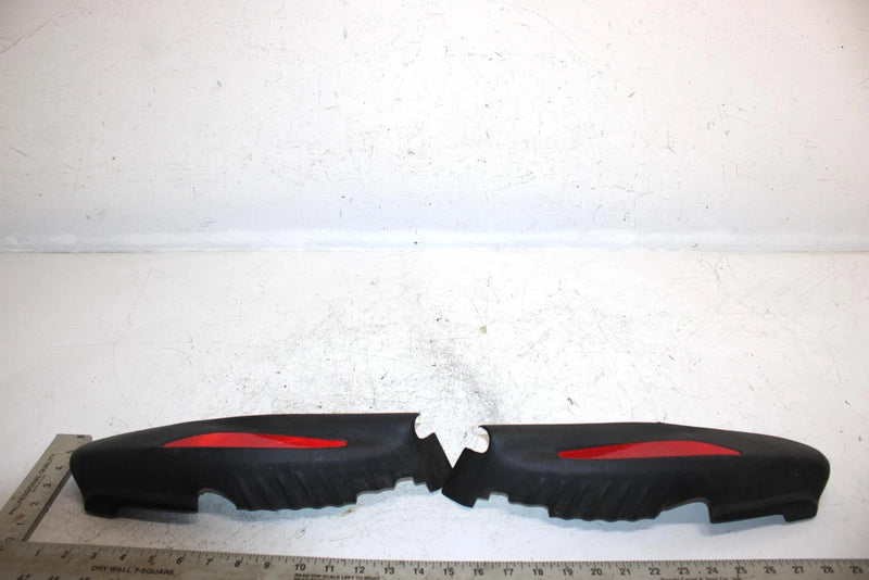 02 Ski-doo Grand Touring 500 Oem Rear Bumper Cover Set 861780100 SS24