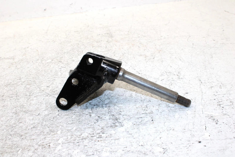 1986 Polaris Trailboss Oem Right Steering Spindle 1821024 AP108