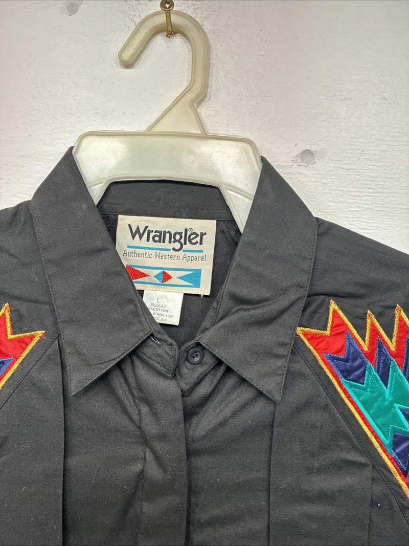 New Women’s Wrangler Black Designed Long Sleeve Button Up Large LL-42