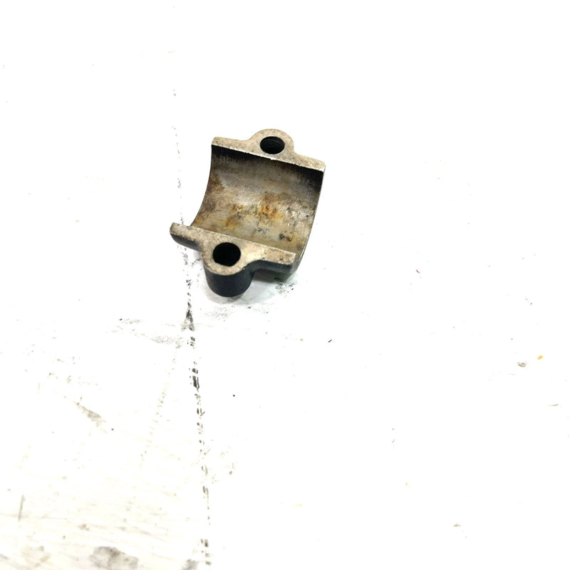 86-95 Yamaha Moto 4 OEM Lower Lever Holder 4V4-82913-00-00 Q6812
