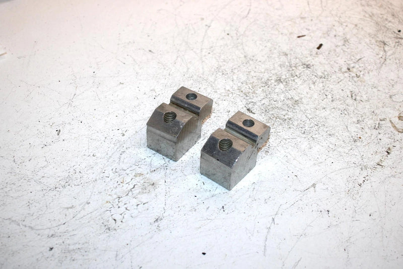 1989 89 Polaris Sport Oem Bogie Wheel Bracket Pair 5130570 SP137