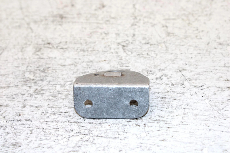 1996 Ski-doo Formula Ss Oem Fuel Valve Bracket 518310206 SS7