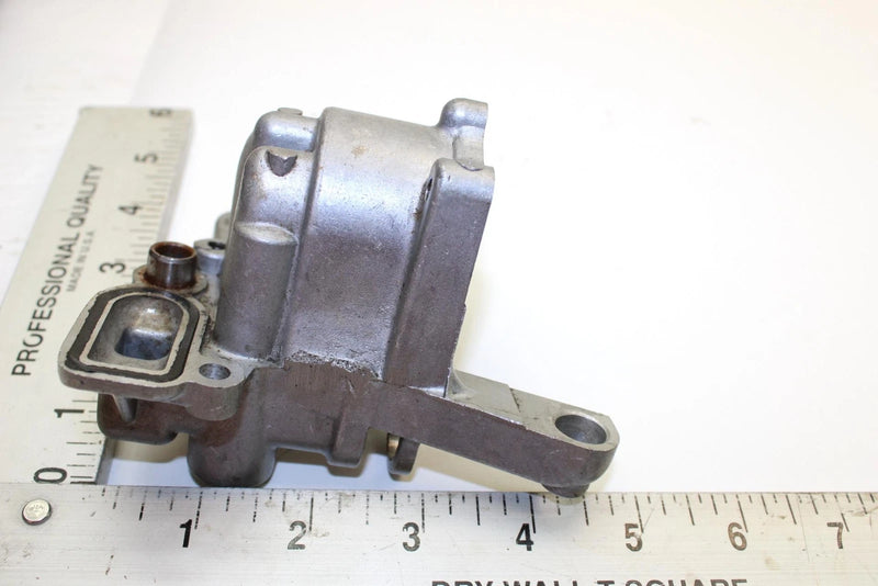 1980 Yamaha Xs850g Oem Oil Pump Housing 2F3-13336-02-00 Q2947