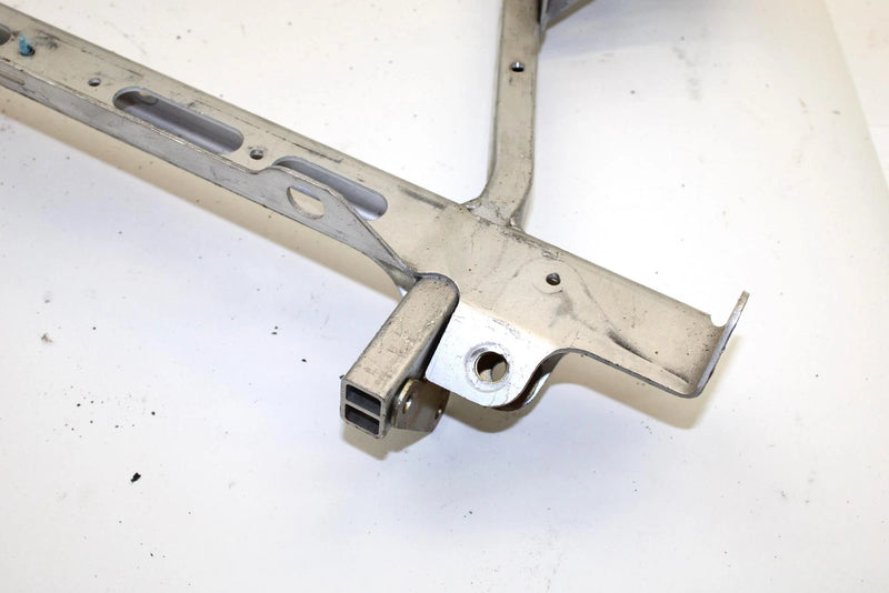 2005 Ski-doo Summit 800 Oem Upper Cross Member 518324739 SS114