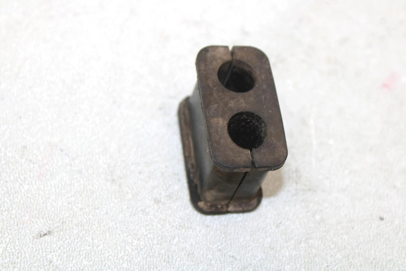 2003 Suzuki Lt-f400f Oem Oil Cooler Line Grommet 16468-38F01 AS23