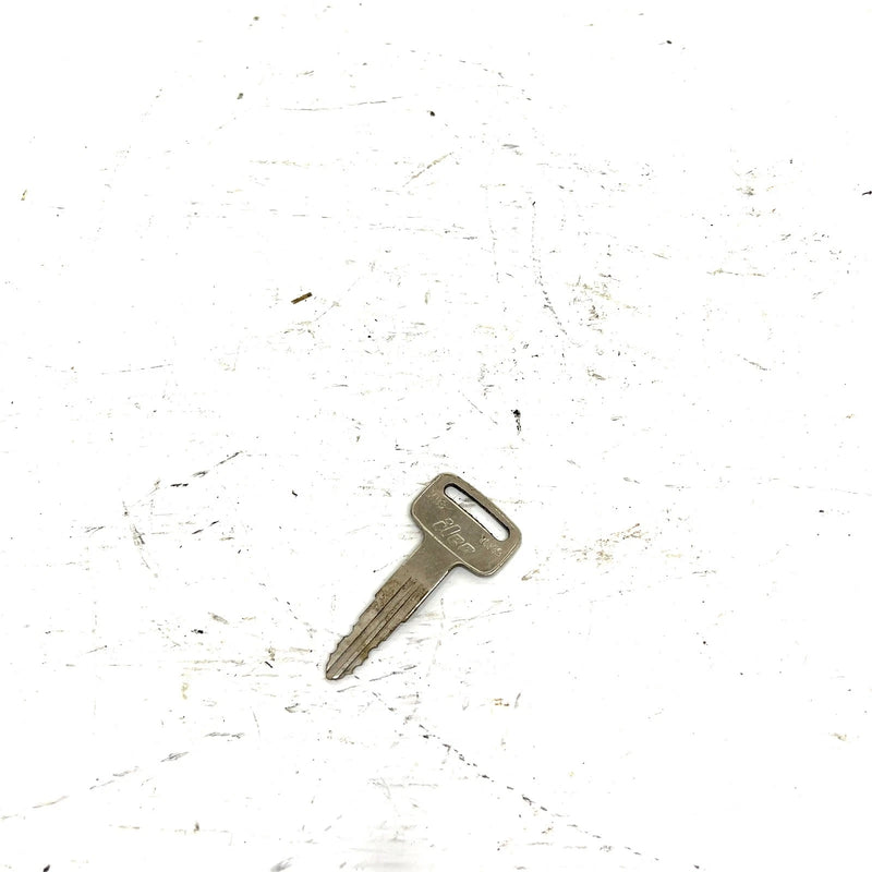 1987 Suzuki Quadrunner 4WD LT4WD OEM Ignition Key Switch 37110-19B03 AS40