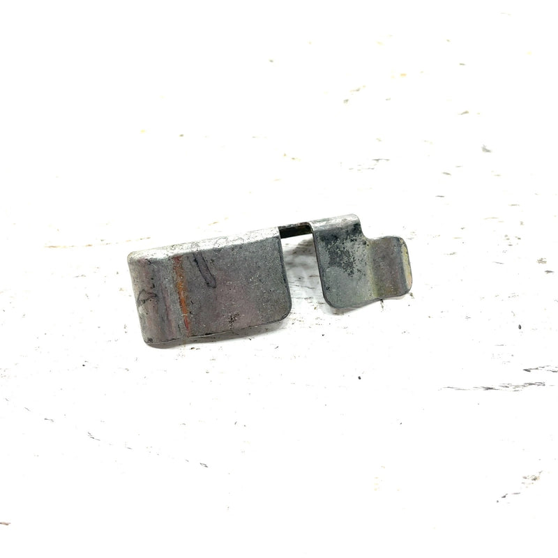 1998 Yamaha WaveRunner XL1200 OEM Pickup Coil Clamp 65U-81328-00-00 JY26