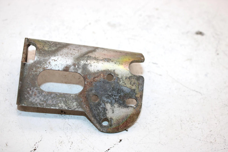 99 Polaris Xc Sp 500 Oem Front Muffler Mount 5241832 SP6