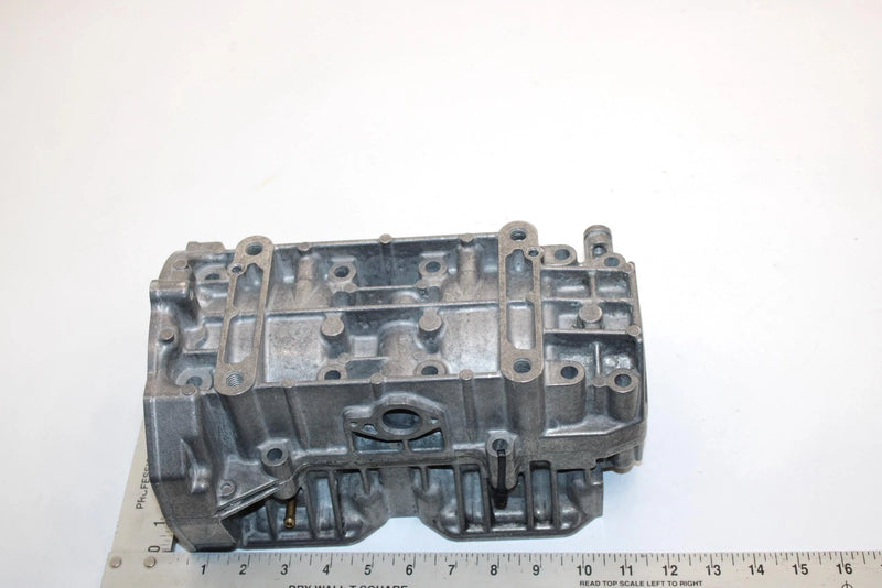 11 Polaris 550 Iq Shift Oem Crankcase W/Out Studs 3089225 SP88