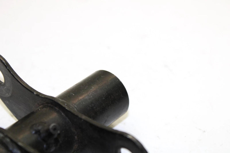 2007 Yamaha Phazer Gt Oem Pivot Arm Bracket 8ES-47349-01-00 Q2628