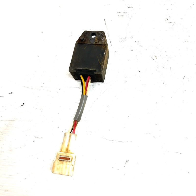 2003 Yamaha Raptor 80 OEM Voltage Regulator 5TH-81960-01-00 AY69