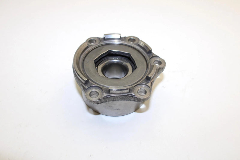 86 Kawasaki Bayou 300 OEM Bevel Gear Bearing Housing 41046-1098 Q2834
