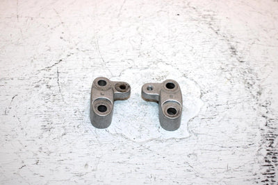 1985 Honda Atc 110 Oem Upper Handlebar Clamp Set  53121-958-000 AH68