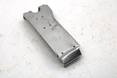 1987 Yamaha Srv Oem Right Steering Gate Bracket 8L8-23884-00-00 SY131