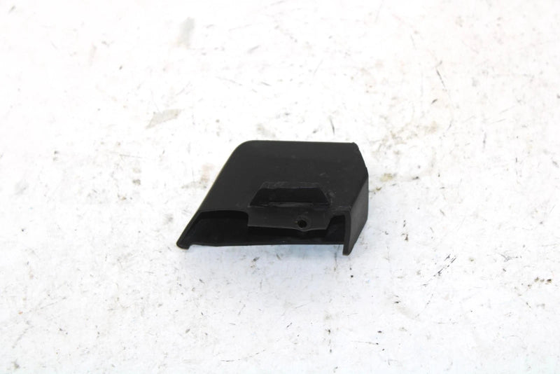1988 Yamaha Enticer 340 Oem Left Bumper End 8X0-77523-00-00 SY130