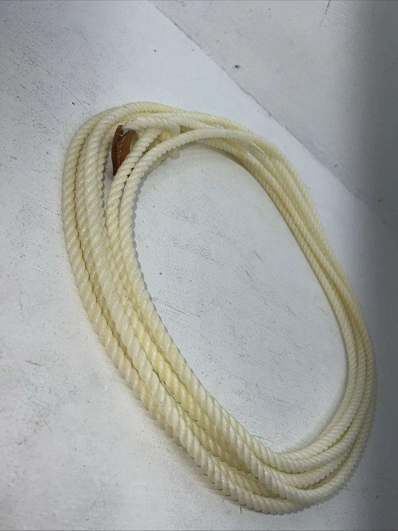 New Tough 1 White Lariat 7/16” X 30” Med Lay Rope #58-256-0-0 U-15