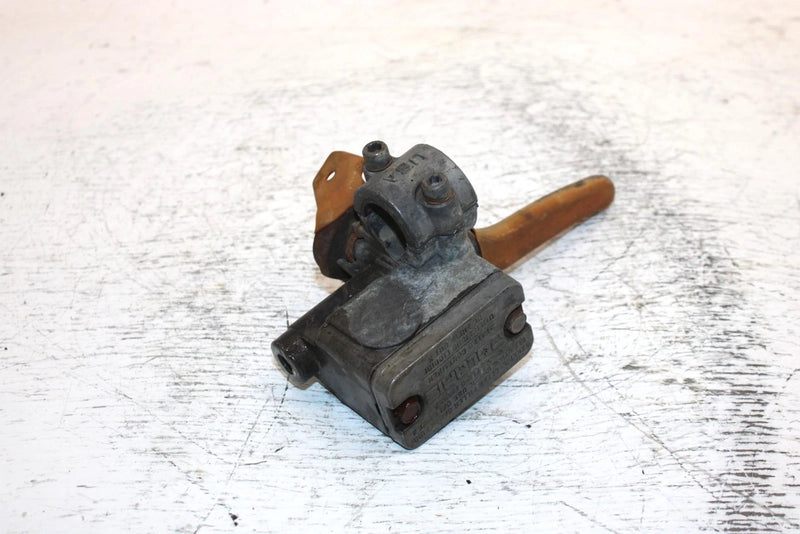 1994 Polaris Xct Sks Oem Brake Master Cylinder 2050056 SP44
