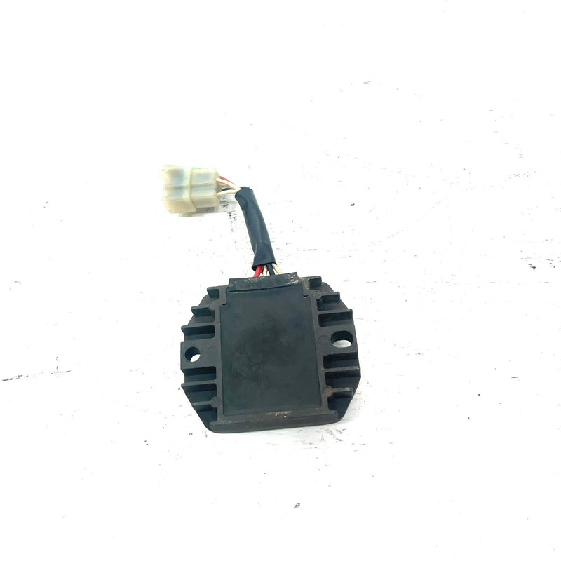 96-99 Yamaha Kodiak 400 YFM400FW 4x4 OEM Voltage Regulator 4KB-81960-02-00 AY64