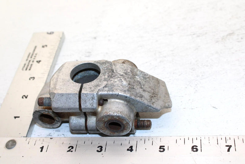 1990 Yamaha Phazer Ii Oem Front Right Suspension Bracket 84M-2377E-00-00 SY16