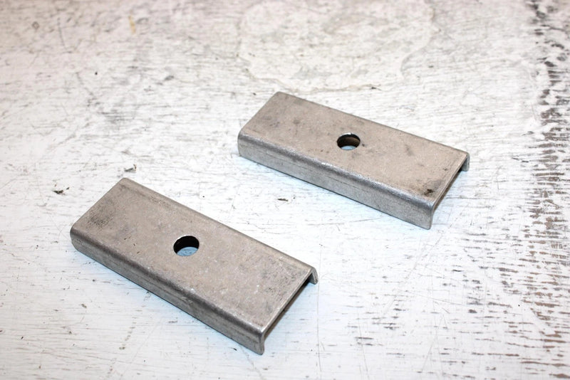 2001 Polaris 500 Classic Oem Retainer Ski Rubber Pair 5243824 SP27