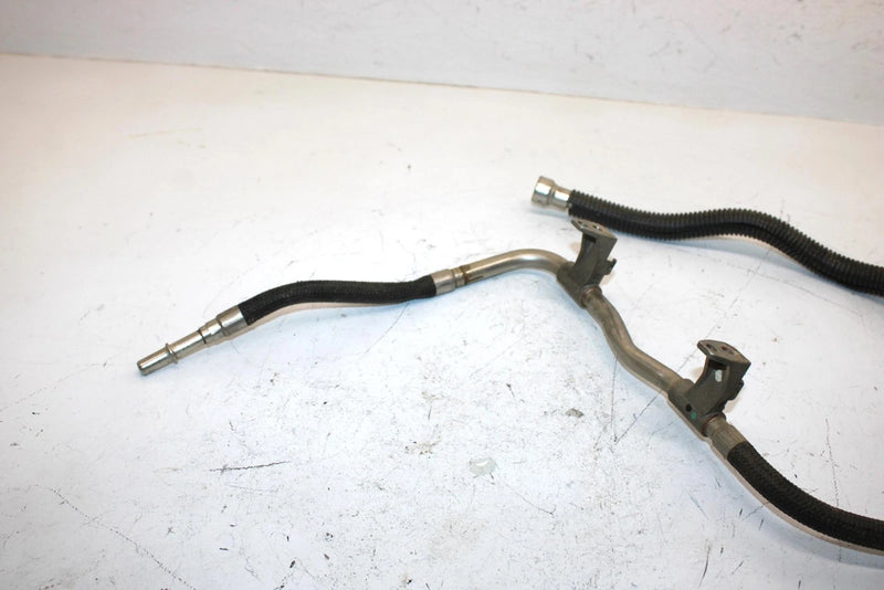 09 Polaris Dragon 800 Oem Fuel Rail 2520572 SP4