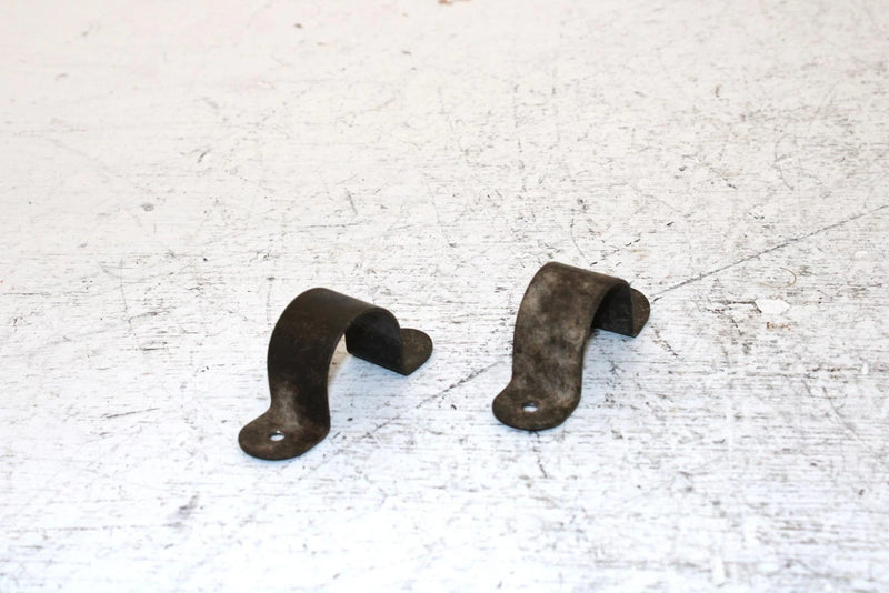 2000 Kawasaki Prairie 300 Oem Fender Bracket Pair 11045-1882 AK31.1