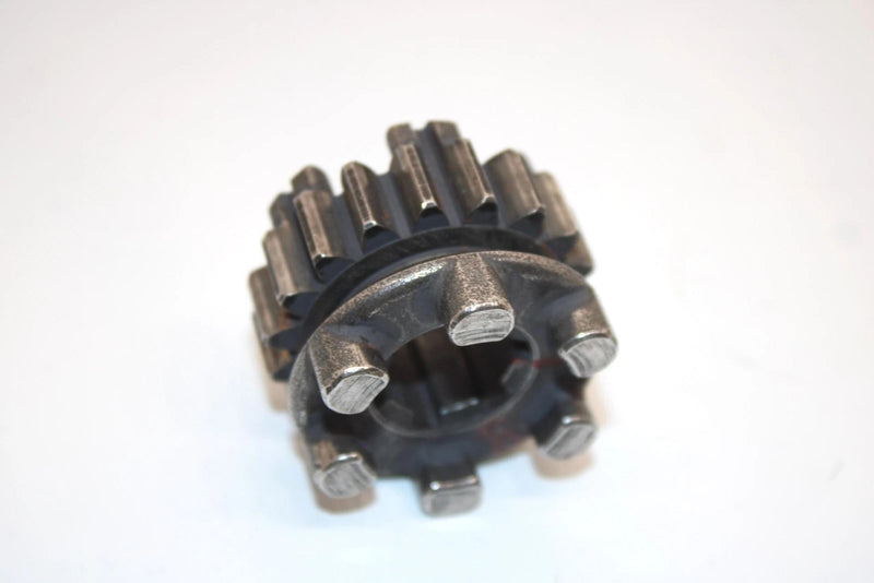 85 Suzuki Quadrunner 185 Lt185 2x4 Oem 3rd Drive Gear (NT:18) 24231-24404 AS15
