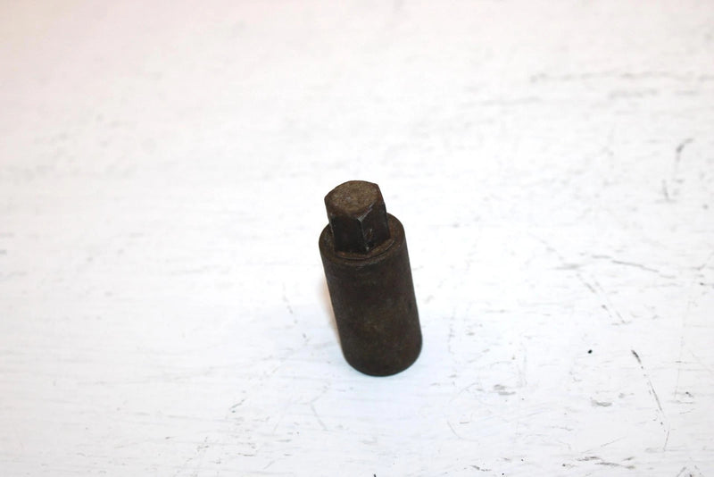 1998 Yamaha  Grizzly Oem Cylinder Nut 90179-10021-00 AY49