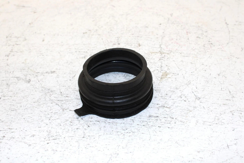 1990 Yamaha Phazer Ii LE Oem Air Cleaner Joint 8V0-14453-00-00 Q5601