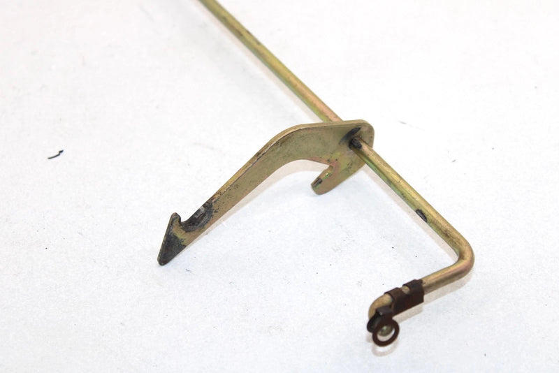 03 Arctic Cat 500 Fis Automatic  Oem Seat Latch 0506-796 AA19
