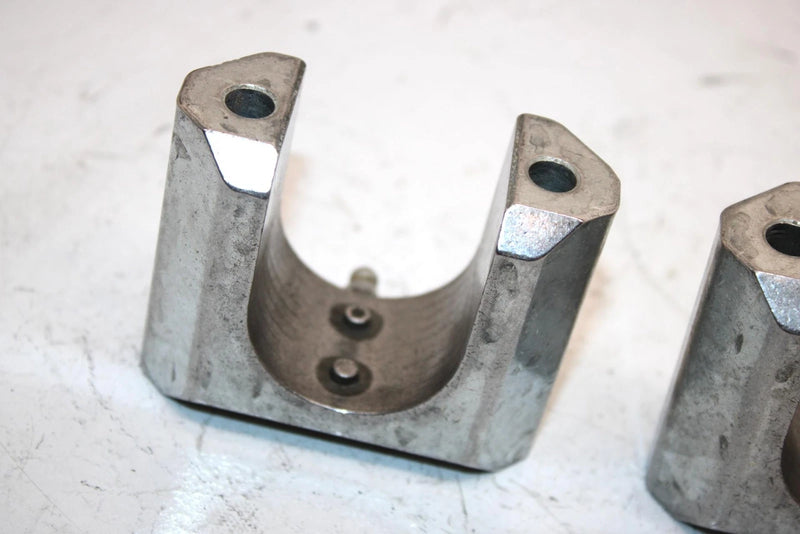 16 Can-am Outlander L Max 450 Efi Dps Oem Sway Bar Support 706001099 AB5