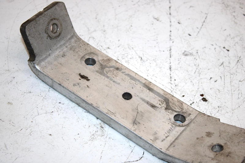 02 Polaris Xc Sp 500 Oem Left Motor Mount Plate 5245465 Q4023