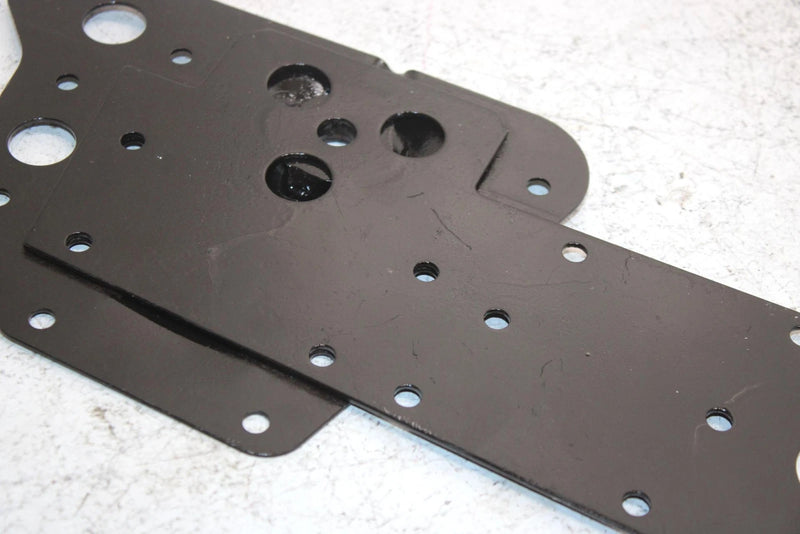 99 Polaris Xlt Touring Oem Right Suspension Bracket 1012440-067 SP46
