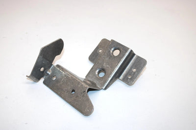 11 Polaris 550 Iq Shift Oem Oil Bottle Lower Bracket 5249094 SP88