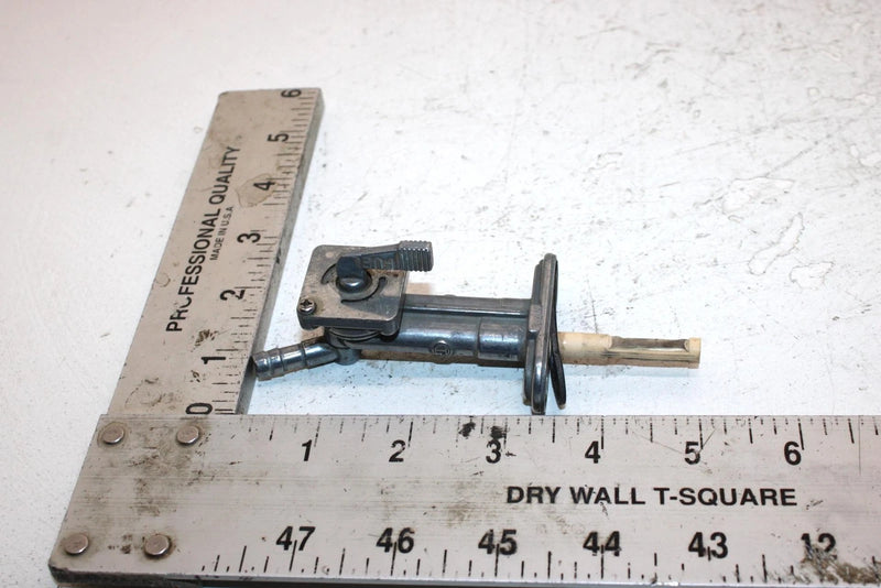1997 Kawasaki Bayou 220 Oem Fuel Petcock Selector 51023-1141 51023-0731 AK21