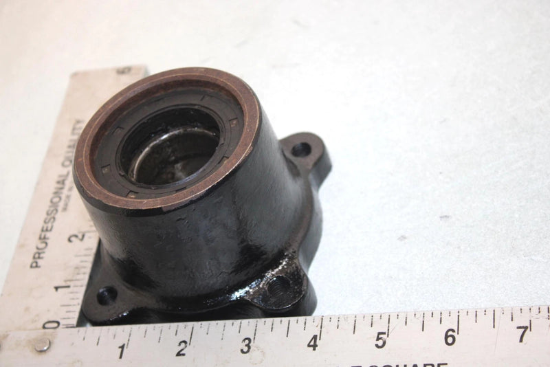 01 Arctic Cat 400 4x4 Oem Rear Left Inner Bearing Housing 0502-683 AA21